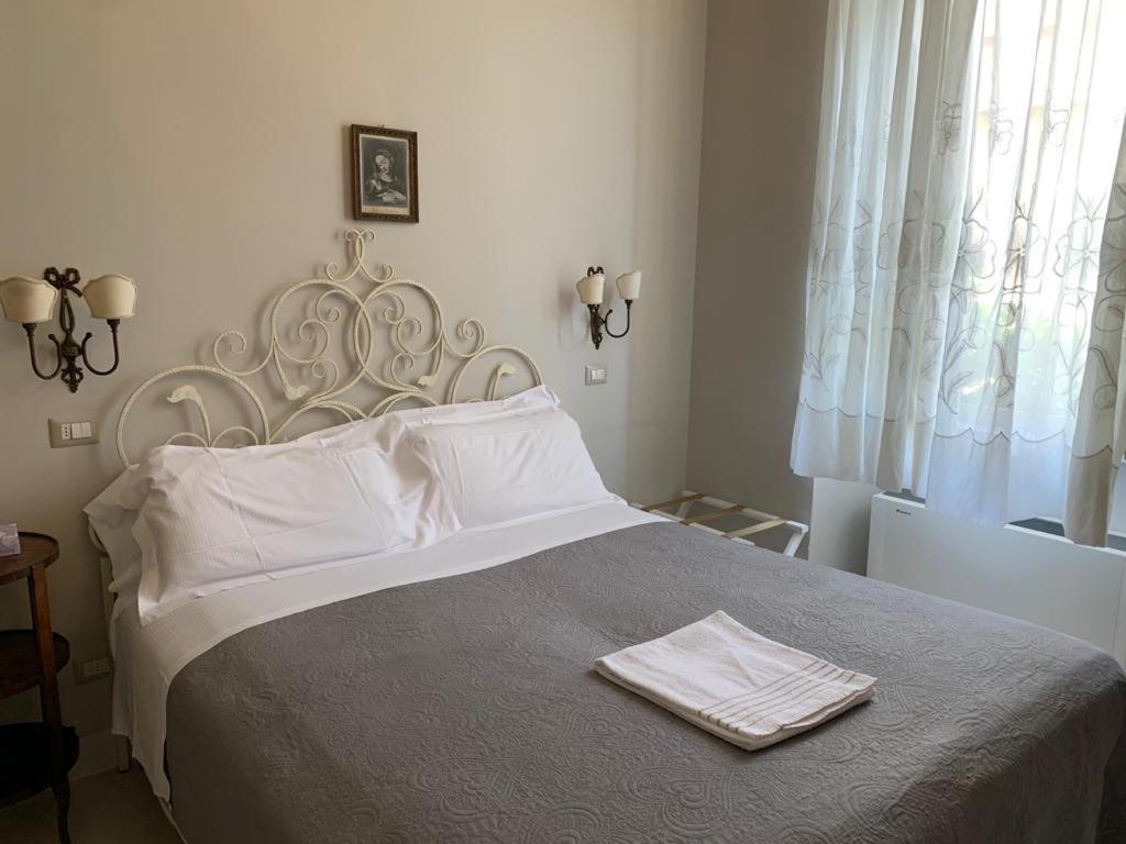 فندق Relais Real Collegio نولي المظهر الخارجي الصورة